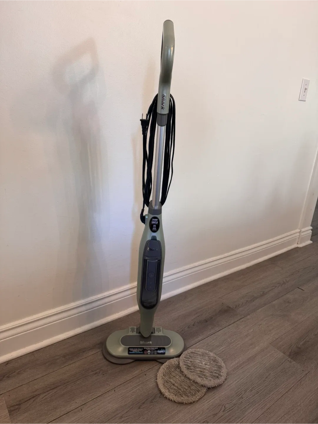 Shark Rotator Steam Mop thumbnail