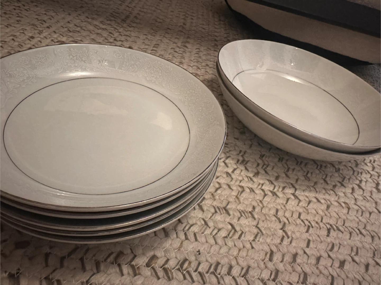 Fine China Dinnerware Set