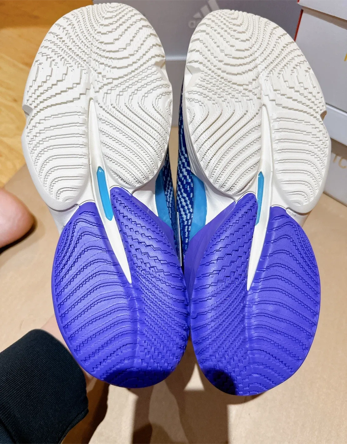 New Adidas DON MITCHELL size 12 US image indicator(5)