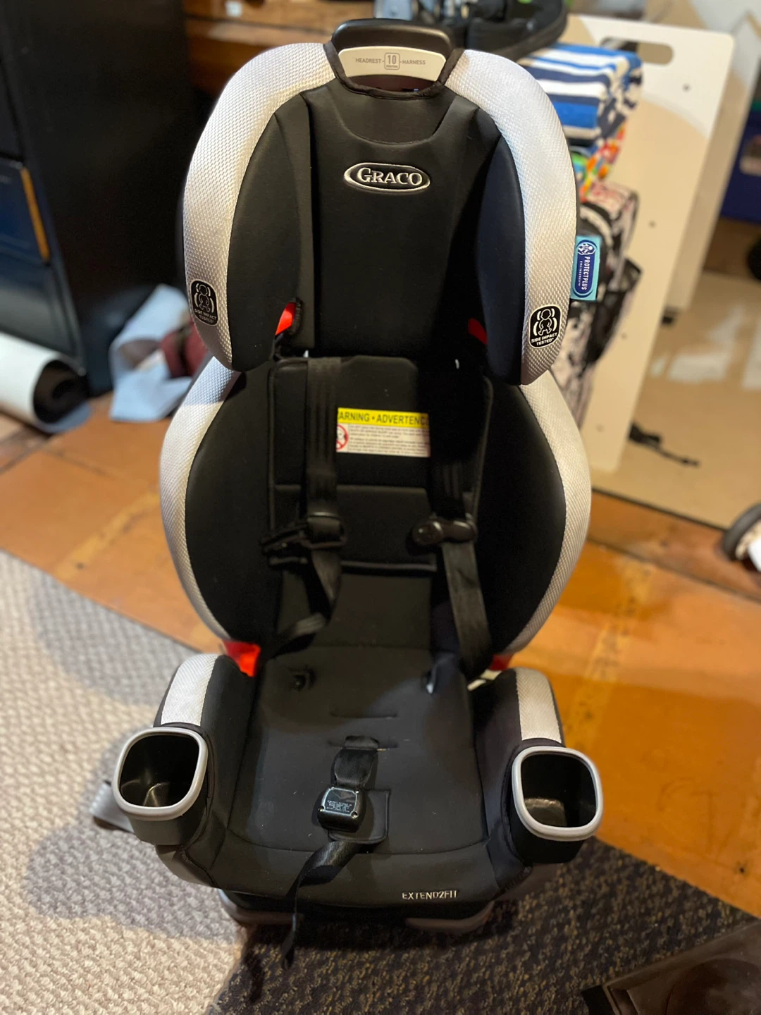 Car seat. Graco Extend2fit. Black/Gray