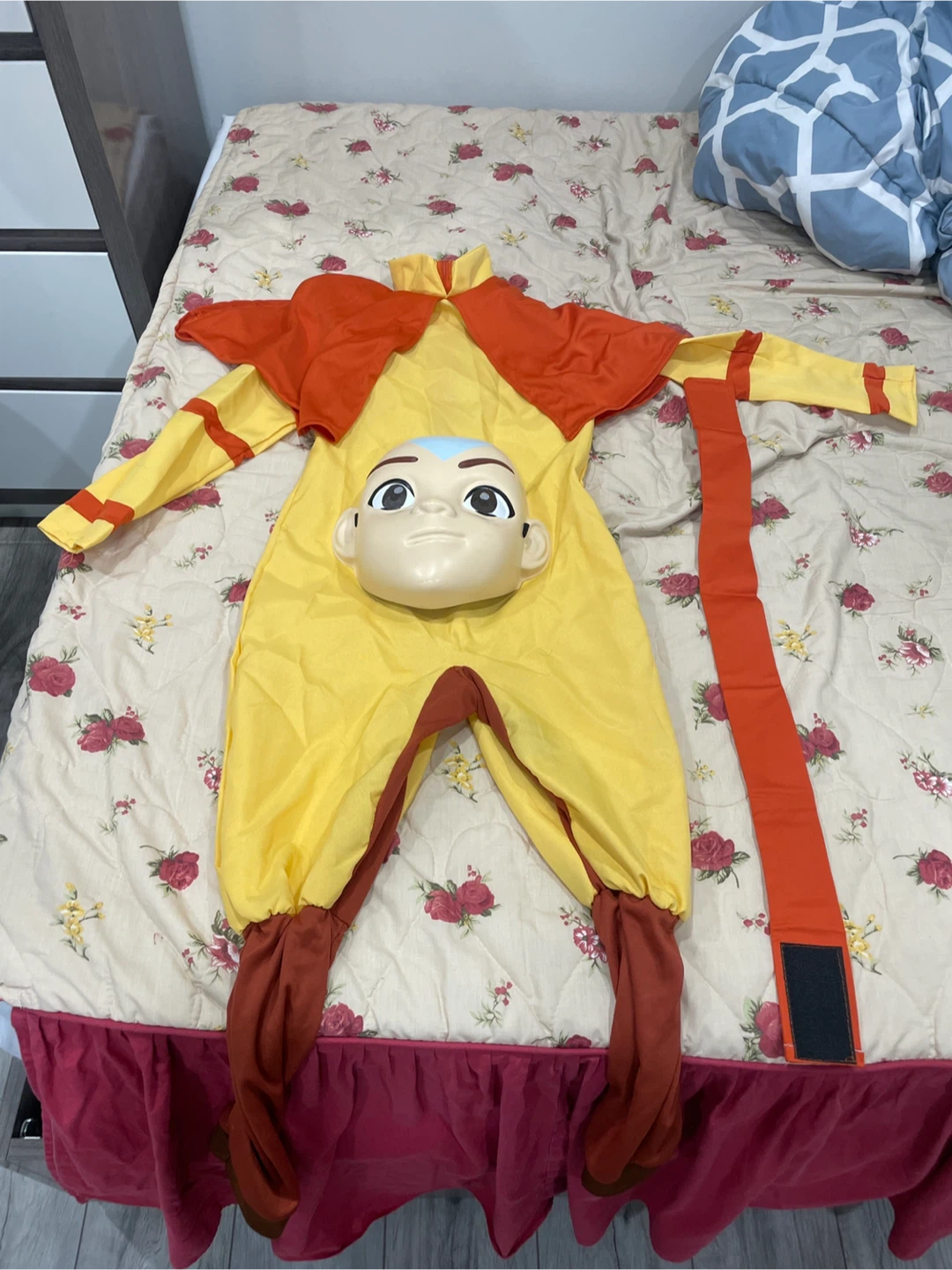 Avatar Aang Costume (Firm Price)