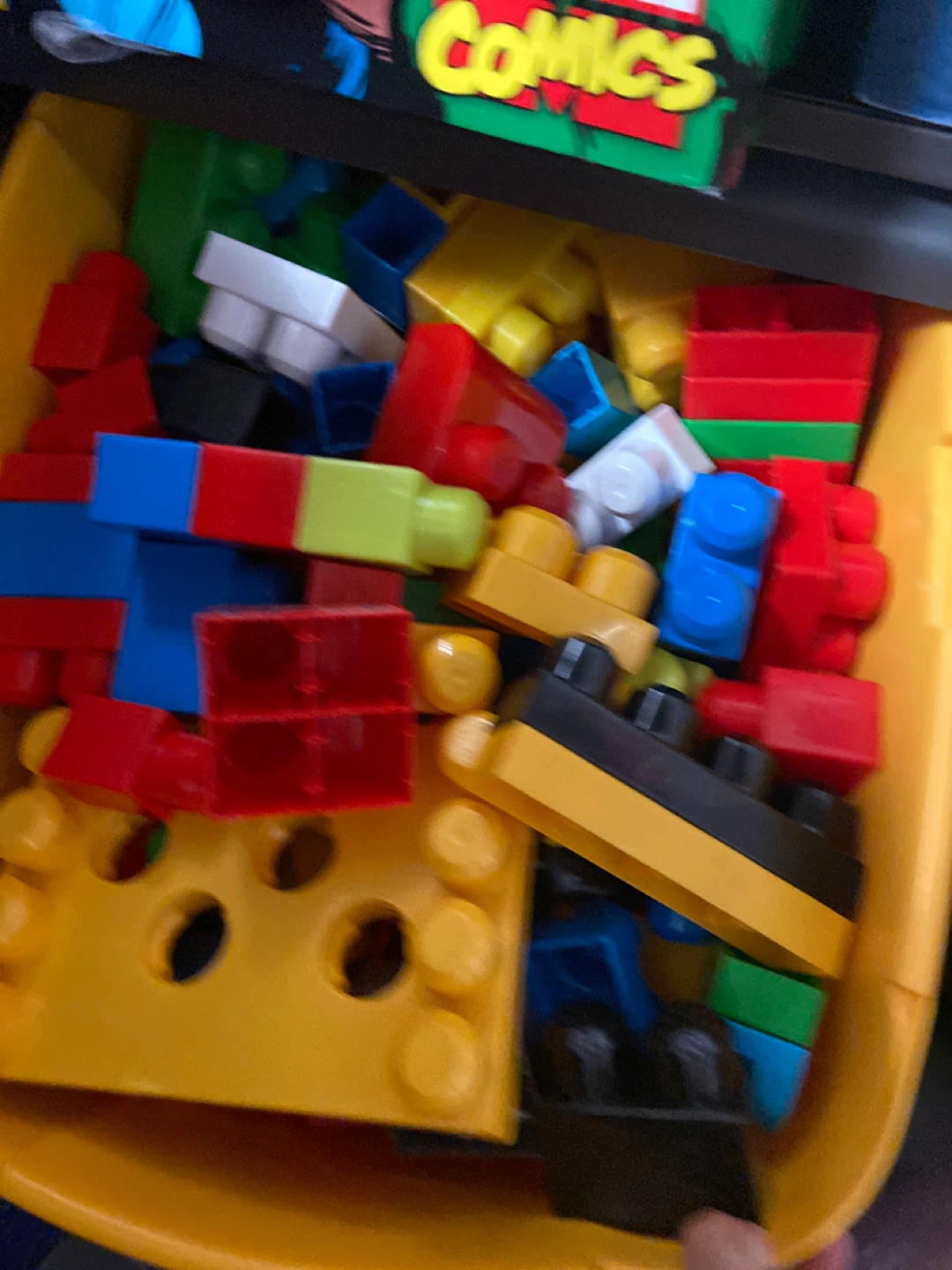Mega Bloks CAT Workbench 635 Pieces - photo 2