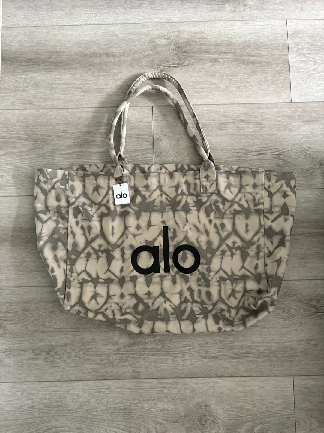 Alo Yoga Grey TieDye Tote Bag - photo 3