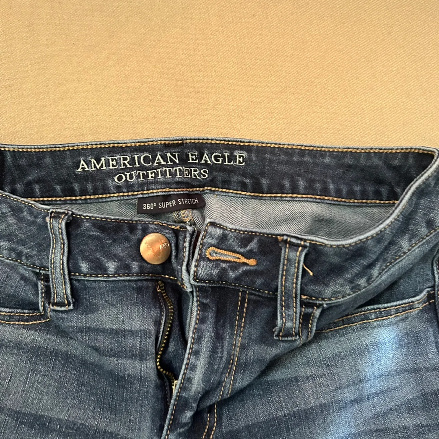 American Eagle Outfitters Jegging image indicator(2)