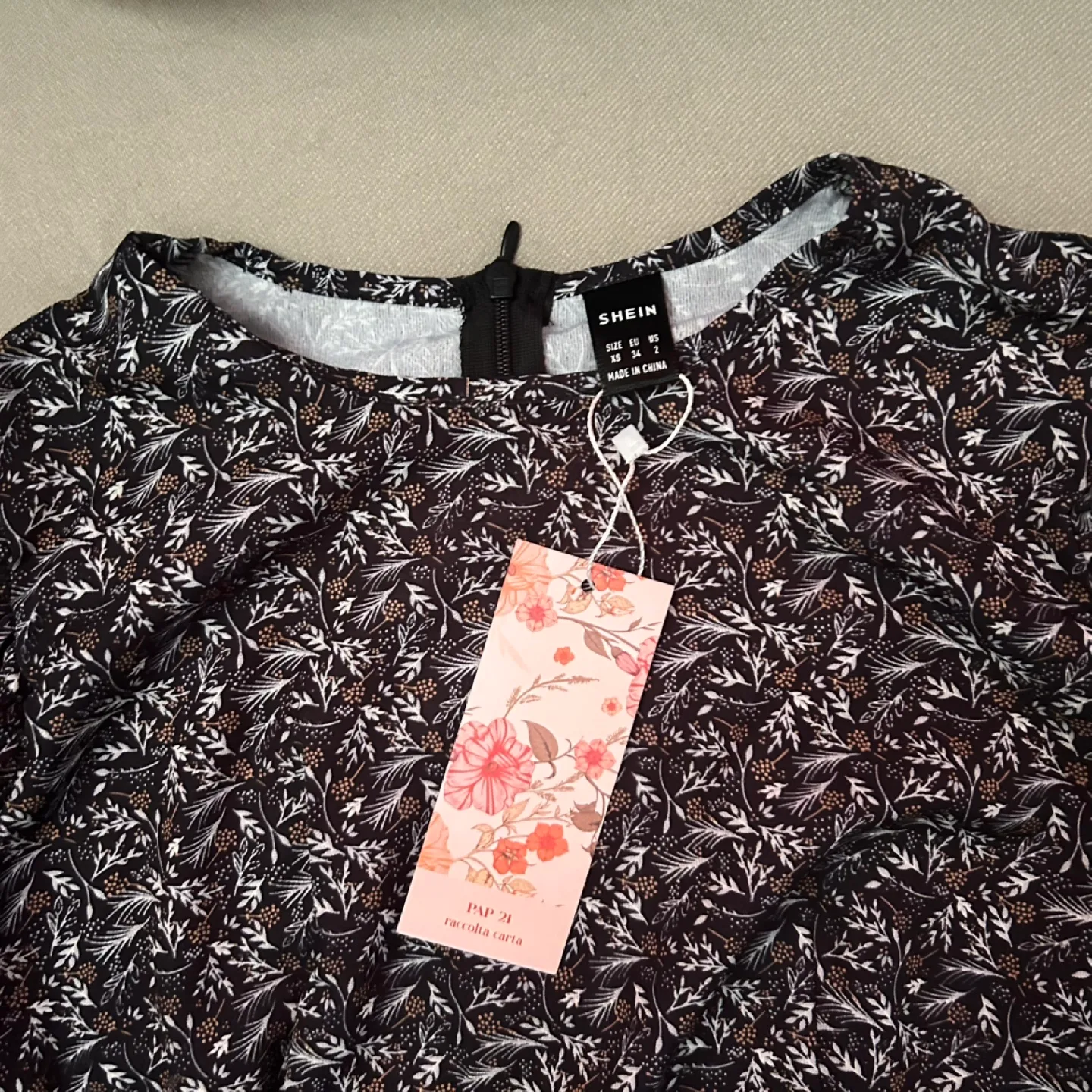 Black Floral Print Dress image indicator(2)