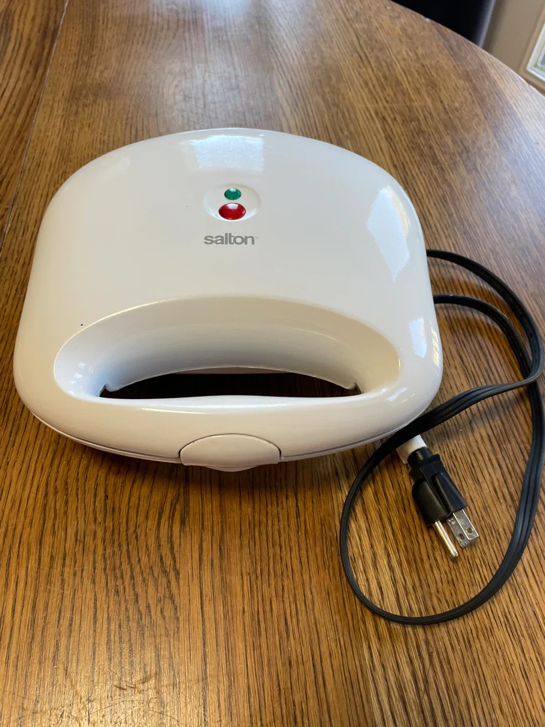 Salton Sandwich Maker