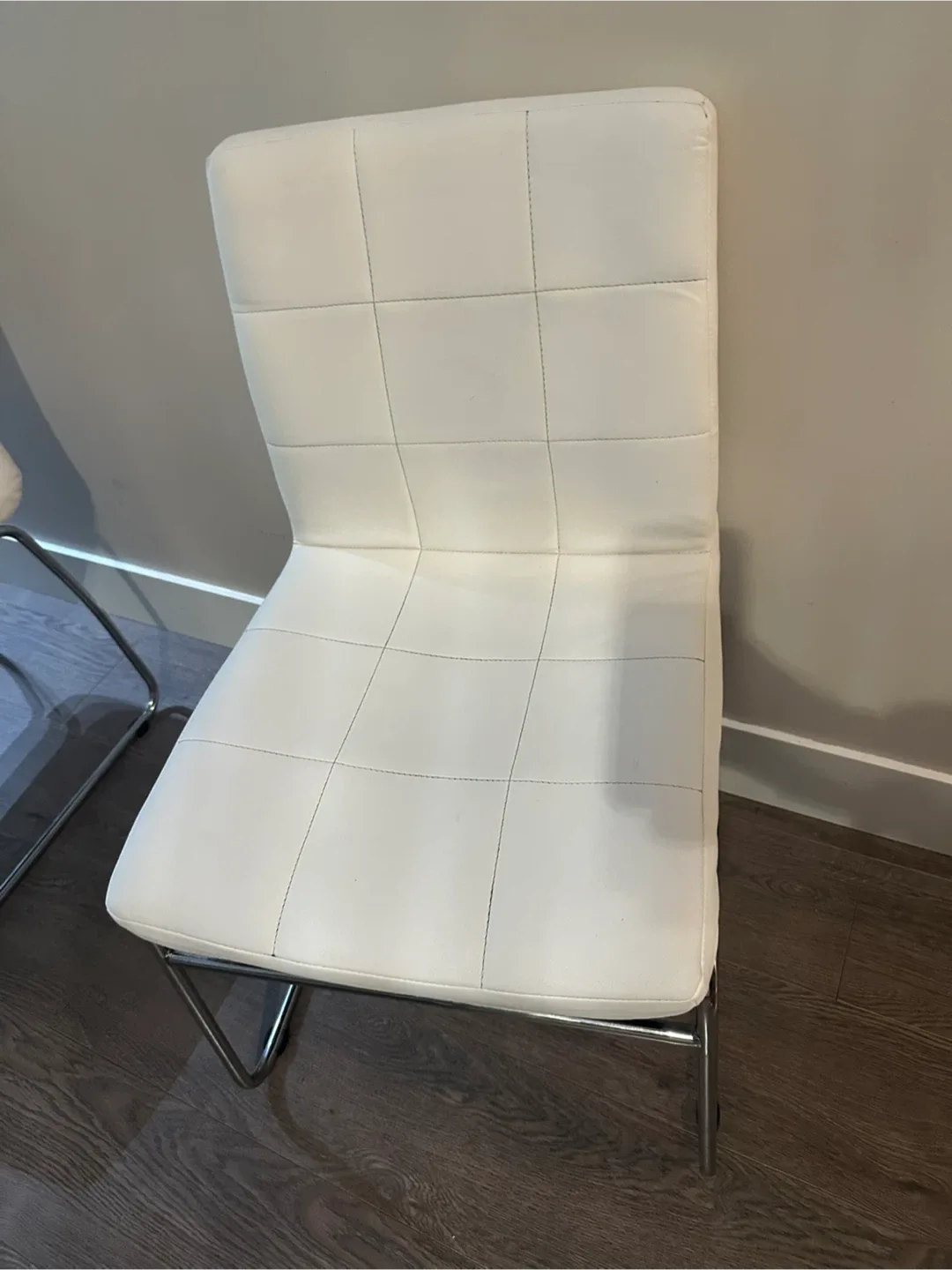 Dining Table with 2 Chairs and Bench image indicator(4)