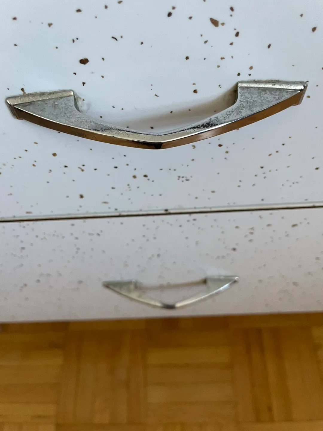 Vintage White Speckled 2-Drawer Dresser image indicator(7)