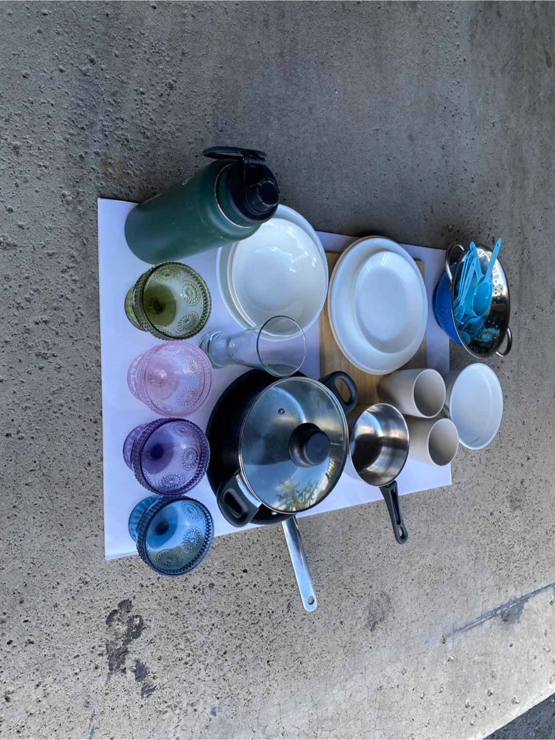 Kitchenware Bundle - Dishes, Pots, Cups & More!