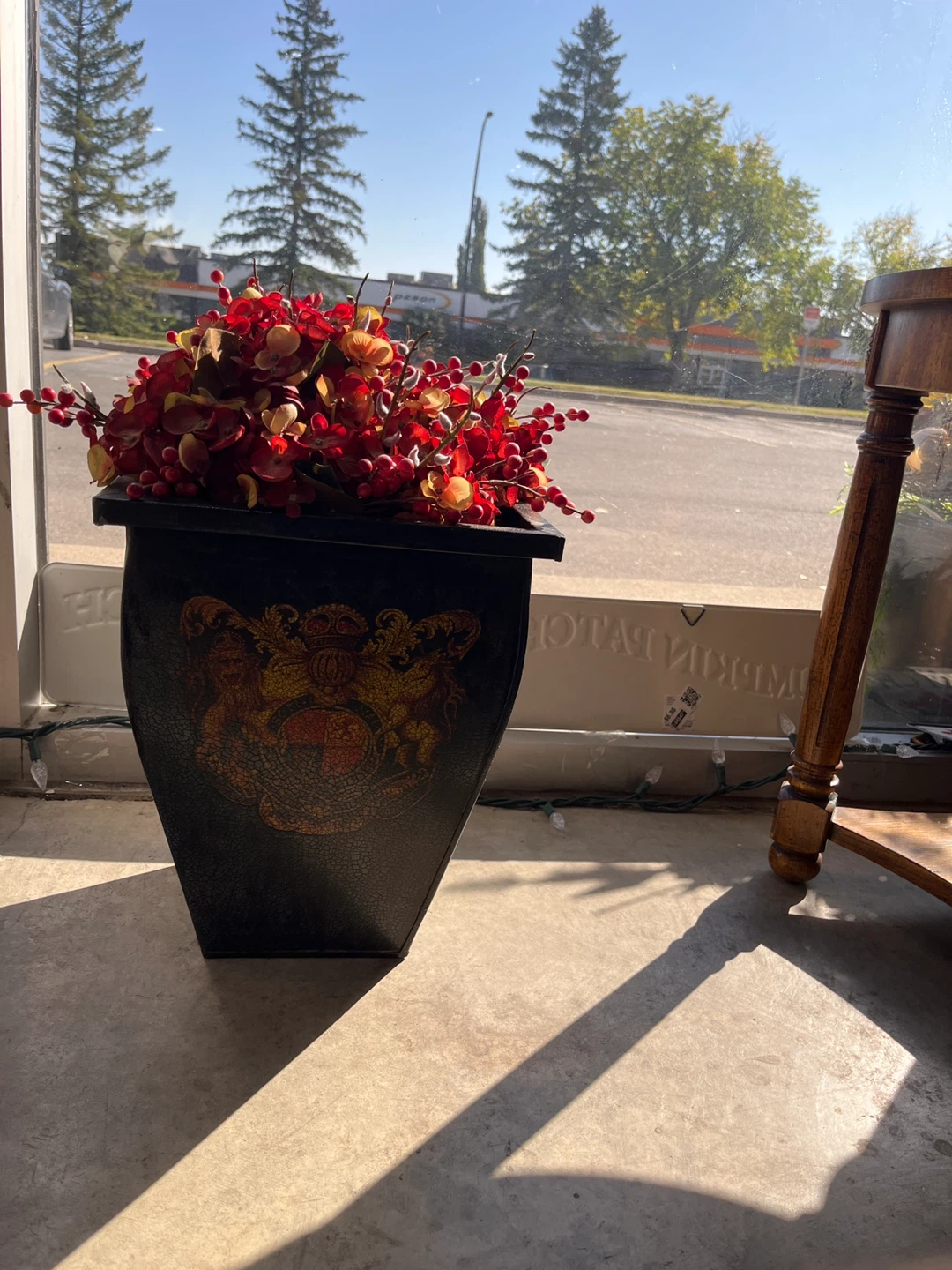 Floral Arrangement in Decorative Pot - photo 3