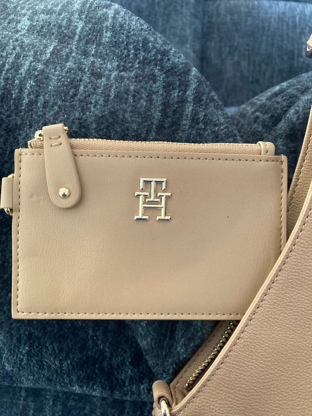 Tommy Hilfiger Shoulder Bag - New! - photo 4