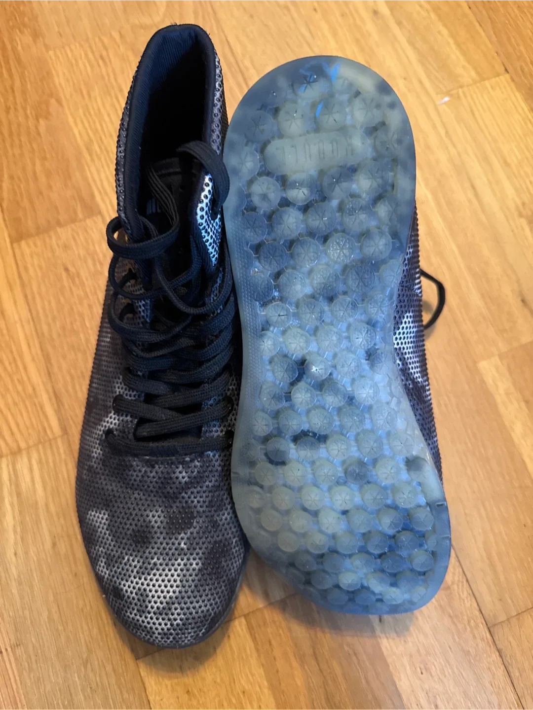 NOBULL High Top Trainer Women’s 11 - Men's US 9.5 image indicator(3)