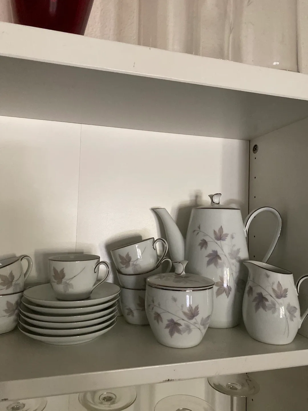 Mid-century Fine China Tea Set image indicator(2)