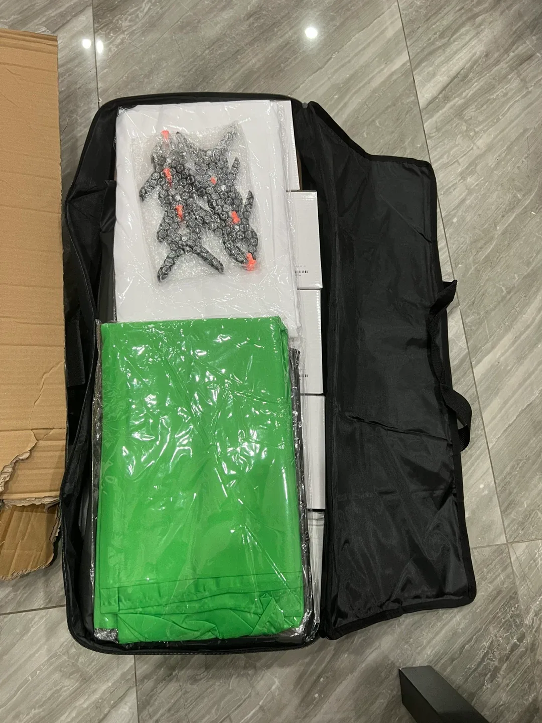 Neewer Photography Studio Lighting Kit image indicator(5)