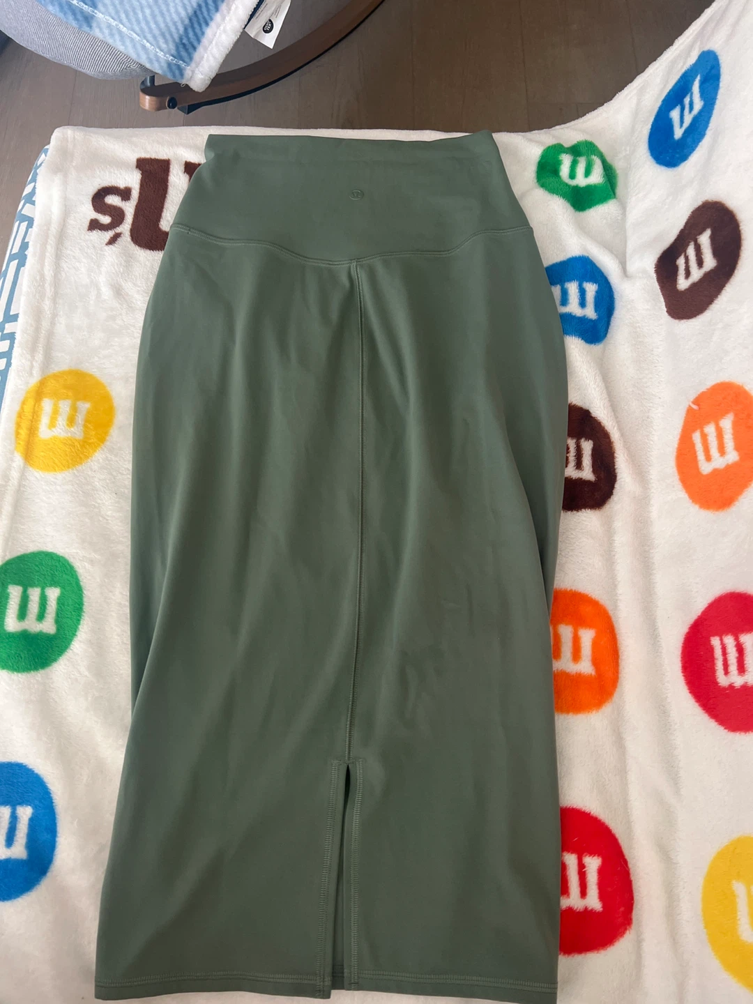 Lululemon Nulu Slim-Fit HR Skirt - Size 4 - photo 2