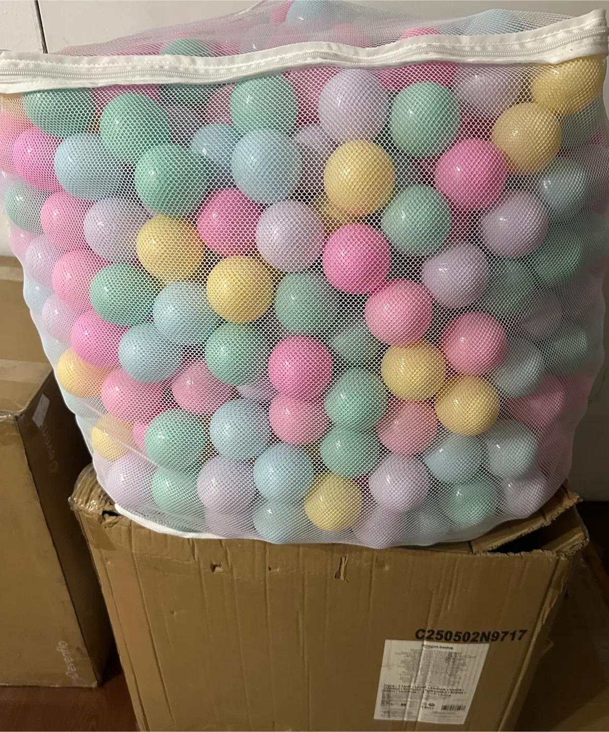 BPA Free Plastic Pit Balls - 1000 Pastel Balls-New! thumbnail