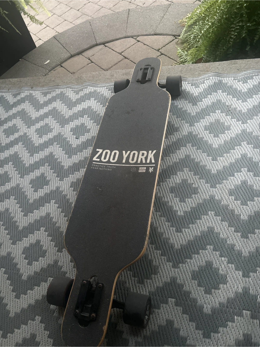 Zoo York Longboard Skateboard