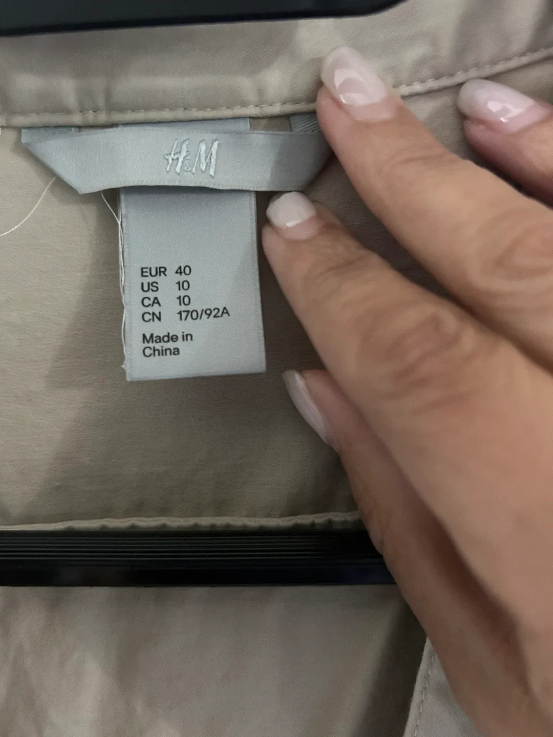 H&M Beige Utility Dress - Size 10 image indicator(4)