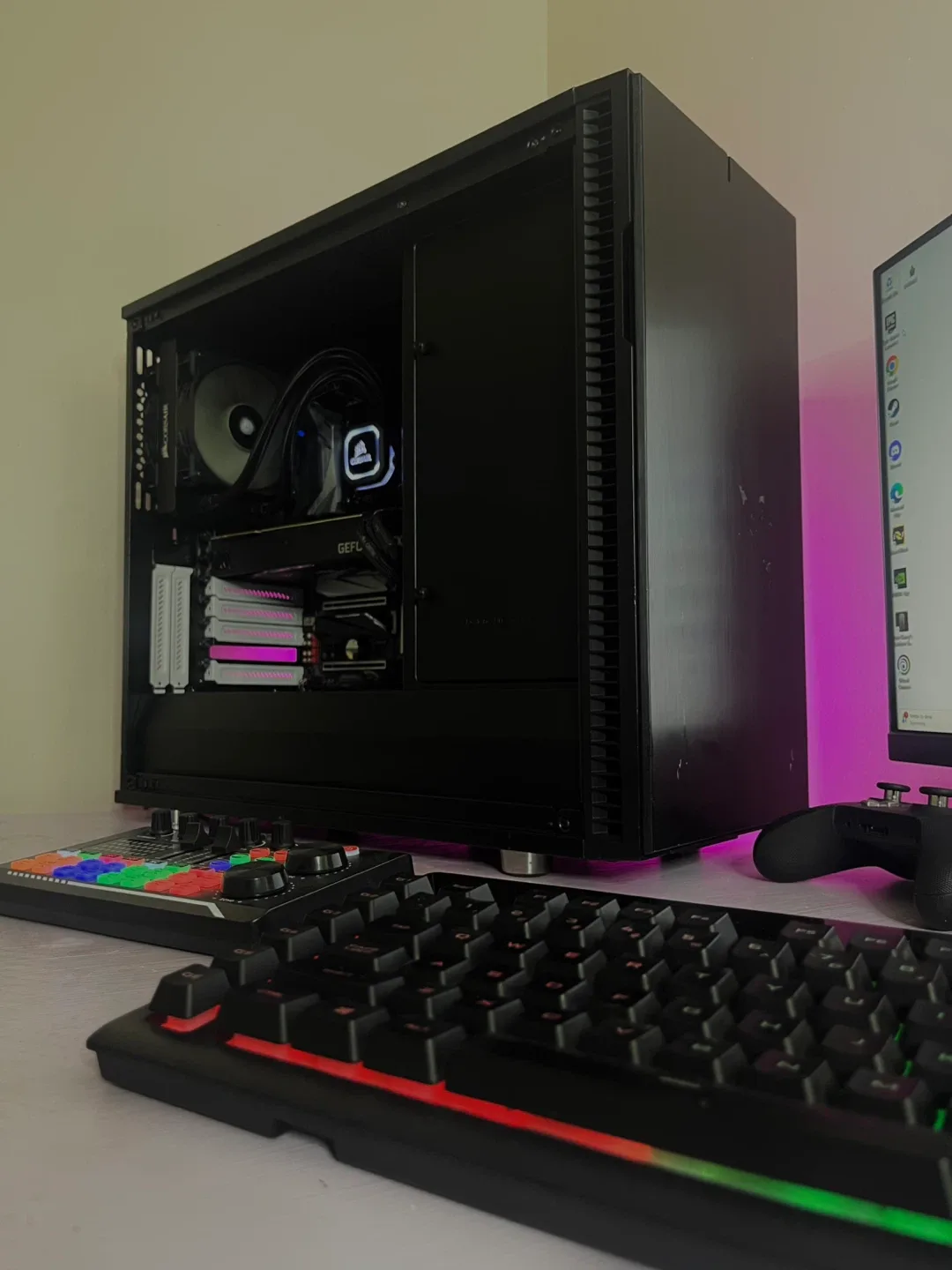 Custom-Built (Big Poppa) Gaming PC! image indicator(2)