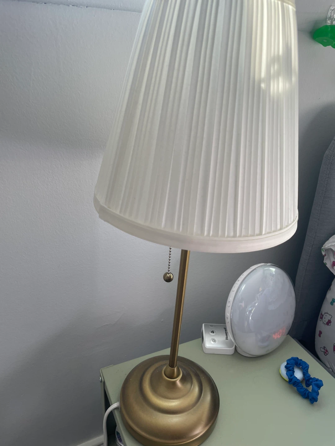 IKEA ÅRSTID Table Lamp - Brass/White