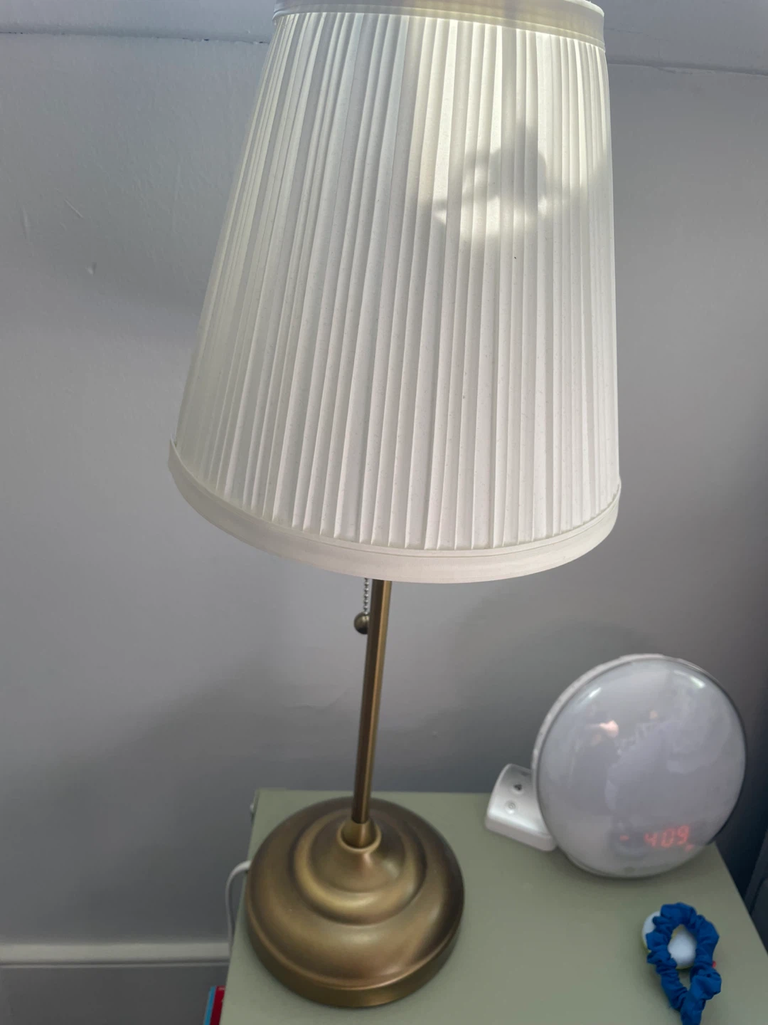 IKEA ÅRSTID Table Lamp - Brass/White - photo 2