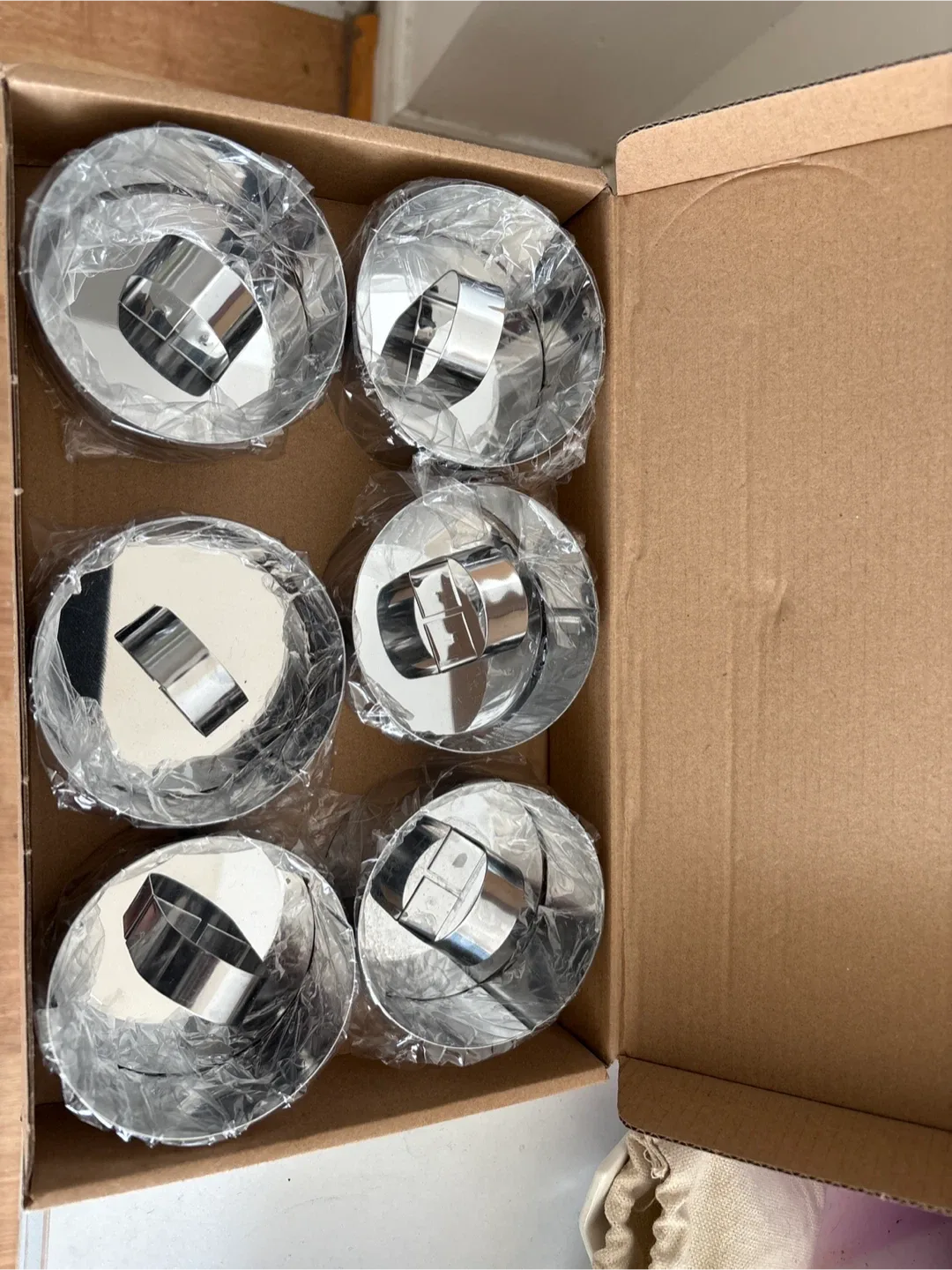 New Stainless Steel Food/Cake Rings Set