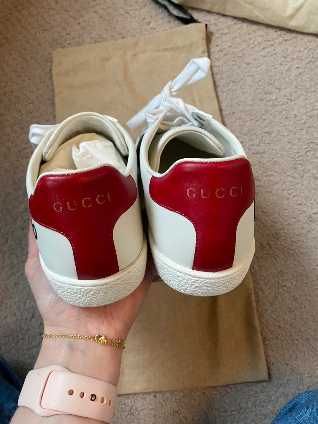 Gucci Sneakers (limited edition) image indicator(4)