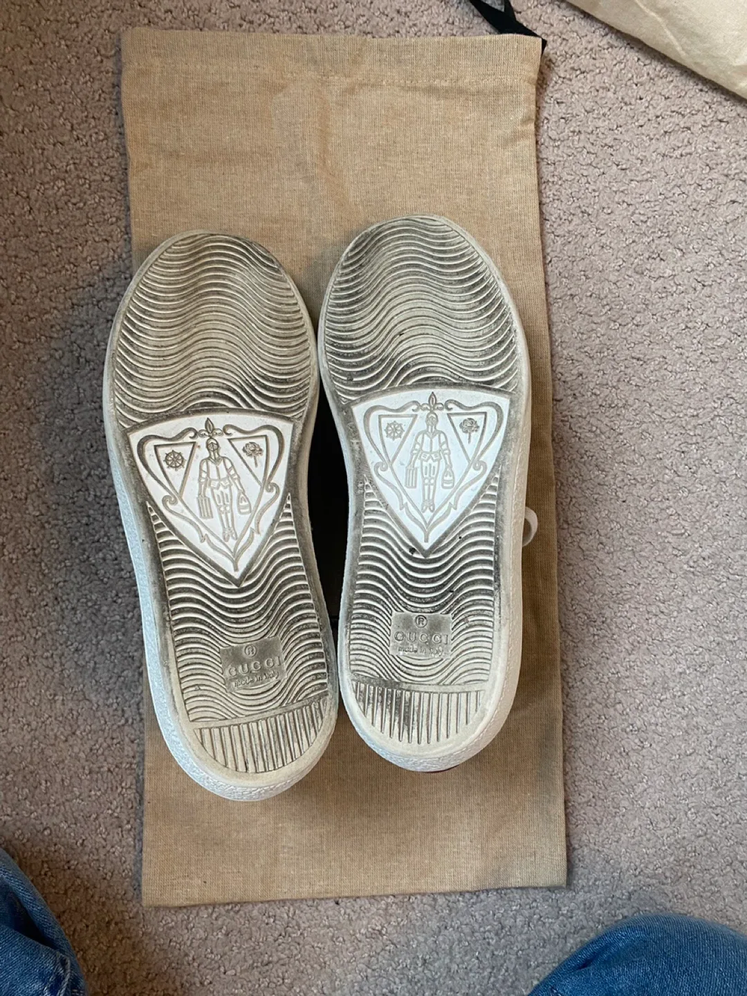 Gucci Sneakers (limited edition) image indicator(5)