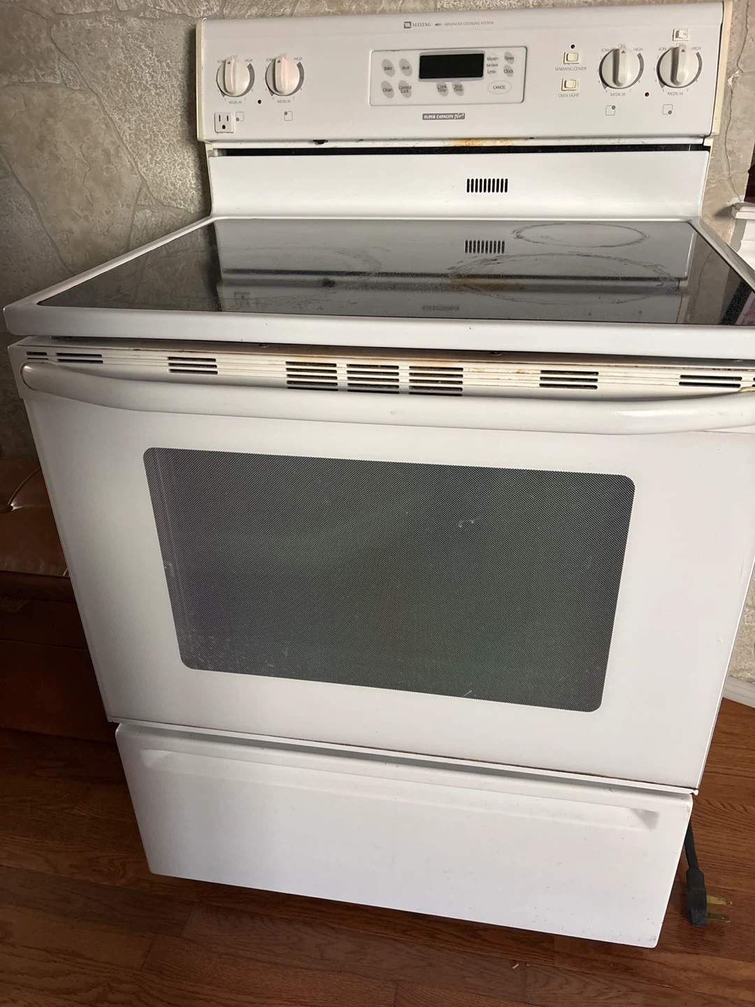 Maytag Advanced Cooking System Range