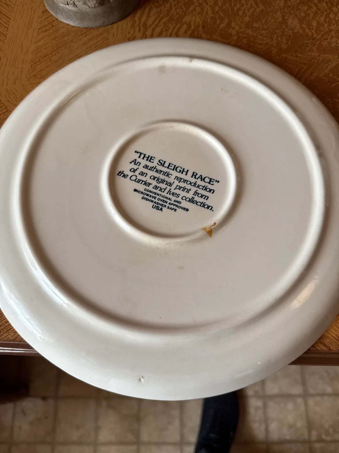 Currier & Ives "The Sleigh Race" Tray image indicator(2)