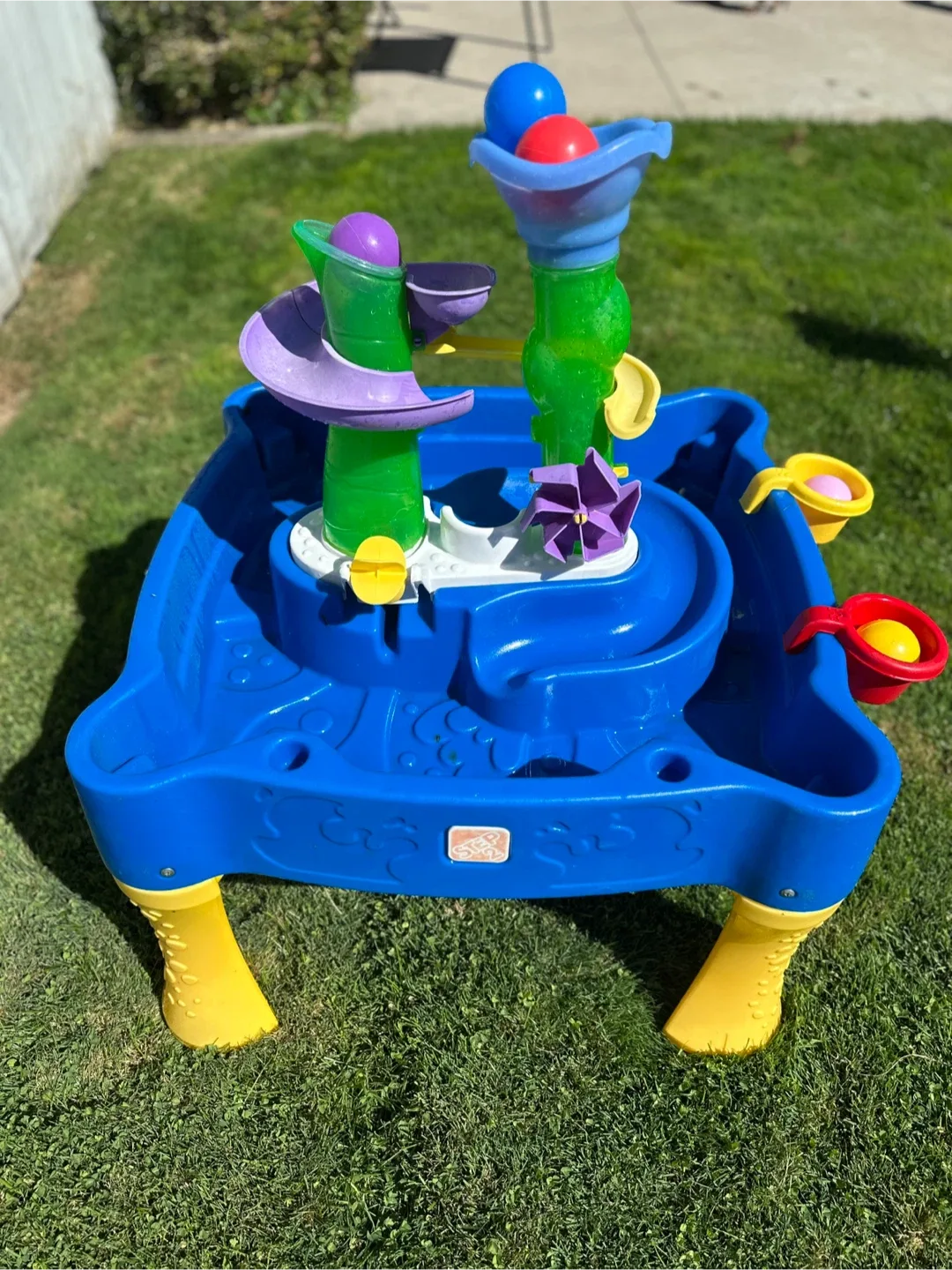 Step 2 Rise and Fall Water and Ball Table image indicator(6)