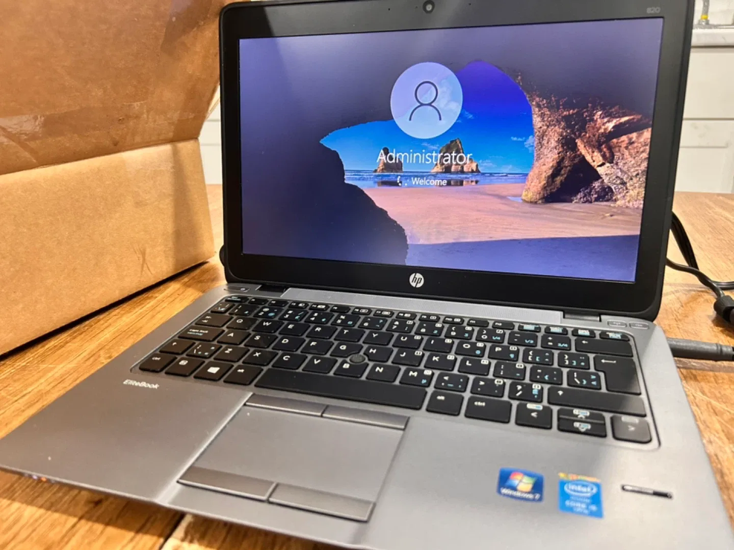 HP EliteBook 820 Laptop - i5 3rd Gen, 8GB RAM, 500GB HDD thumbnail