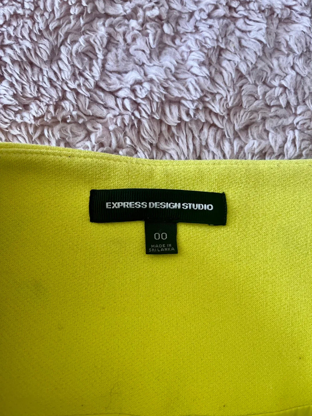 Express Design Studio Mini Skirt - Size 00, Yellow image indicator(3)