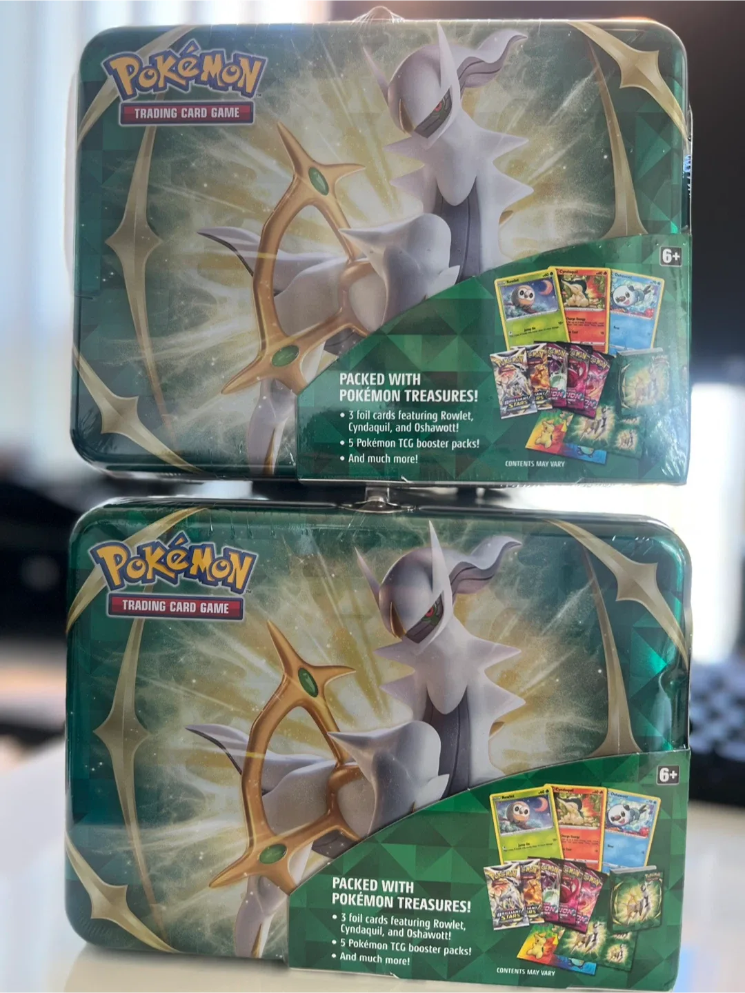 Pokémon Collector Chest (Spring 2022) image indicator(3)