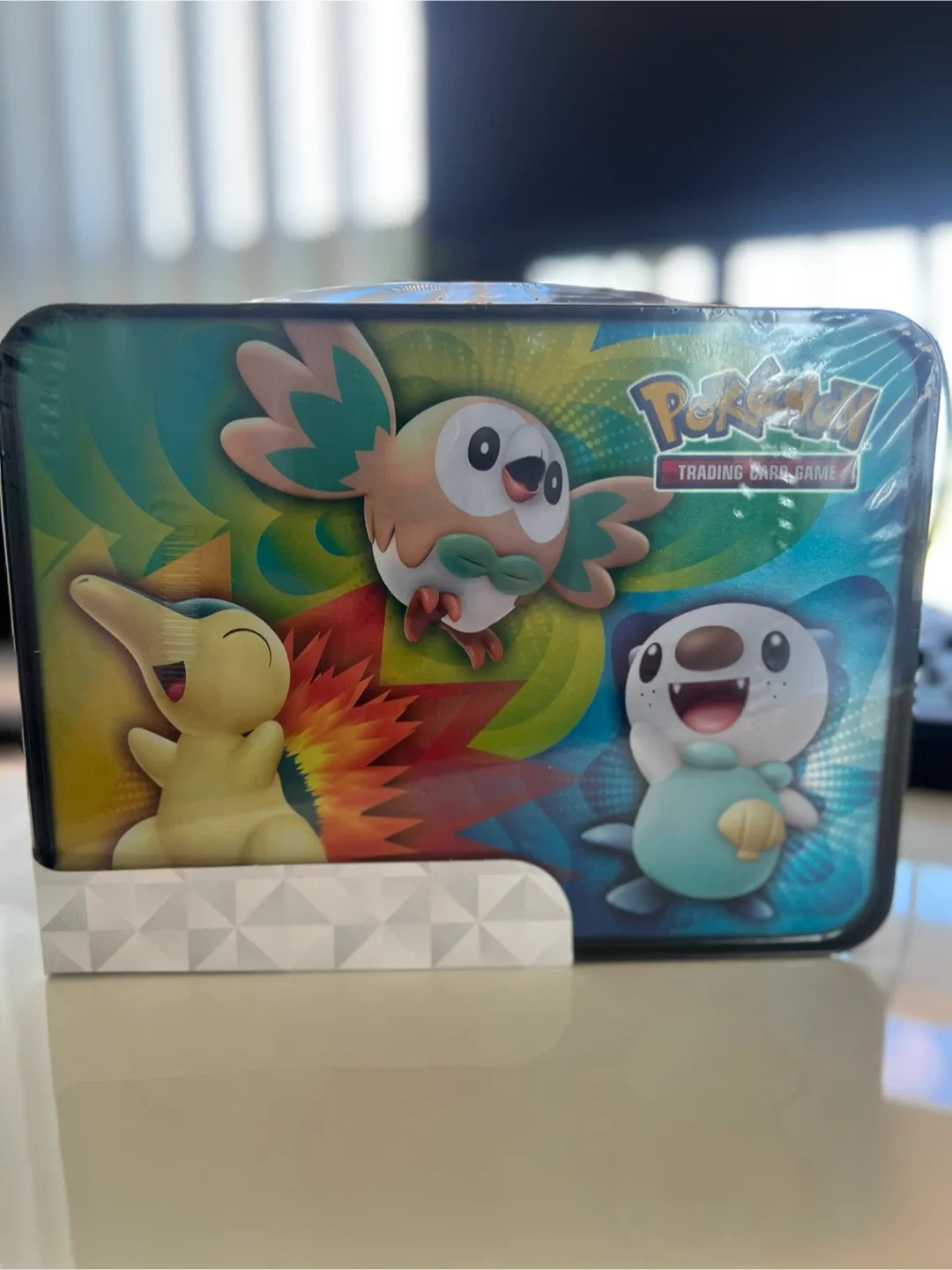 Pokémon Collector Chest (Spring 2022) image indicator(2)