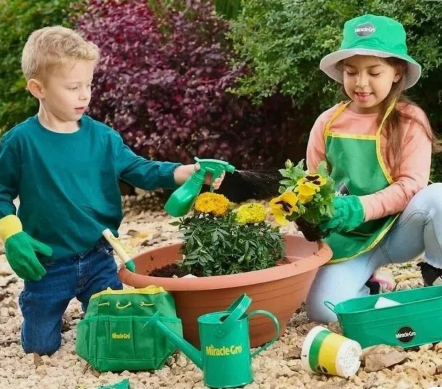 Miracle Gro Kid’s Garden tool set image indicator(3)