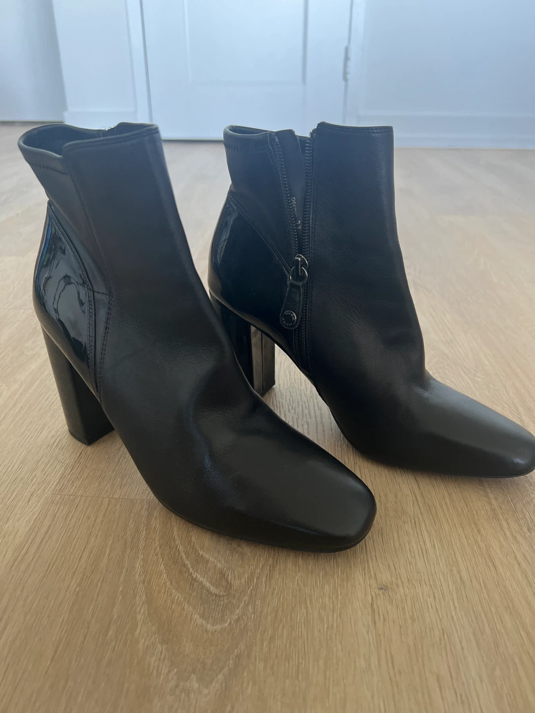 Geox Black Leather Heeled Ankle Boots
