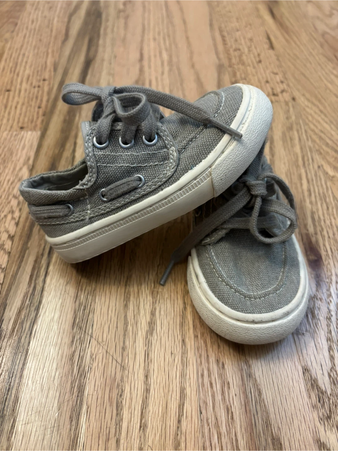 Zara Baby Gray Sneakers Size 21 - photo 2