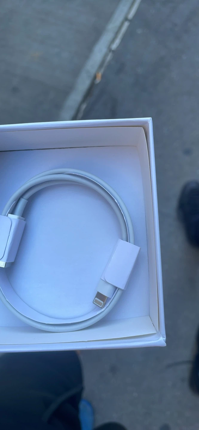 Apple AirPods with Wireless Case (2nd Gen/2019) MRXJ2AM/A - photo 4
