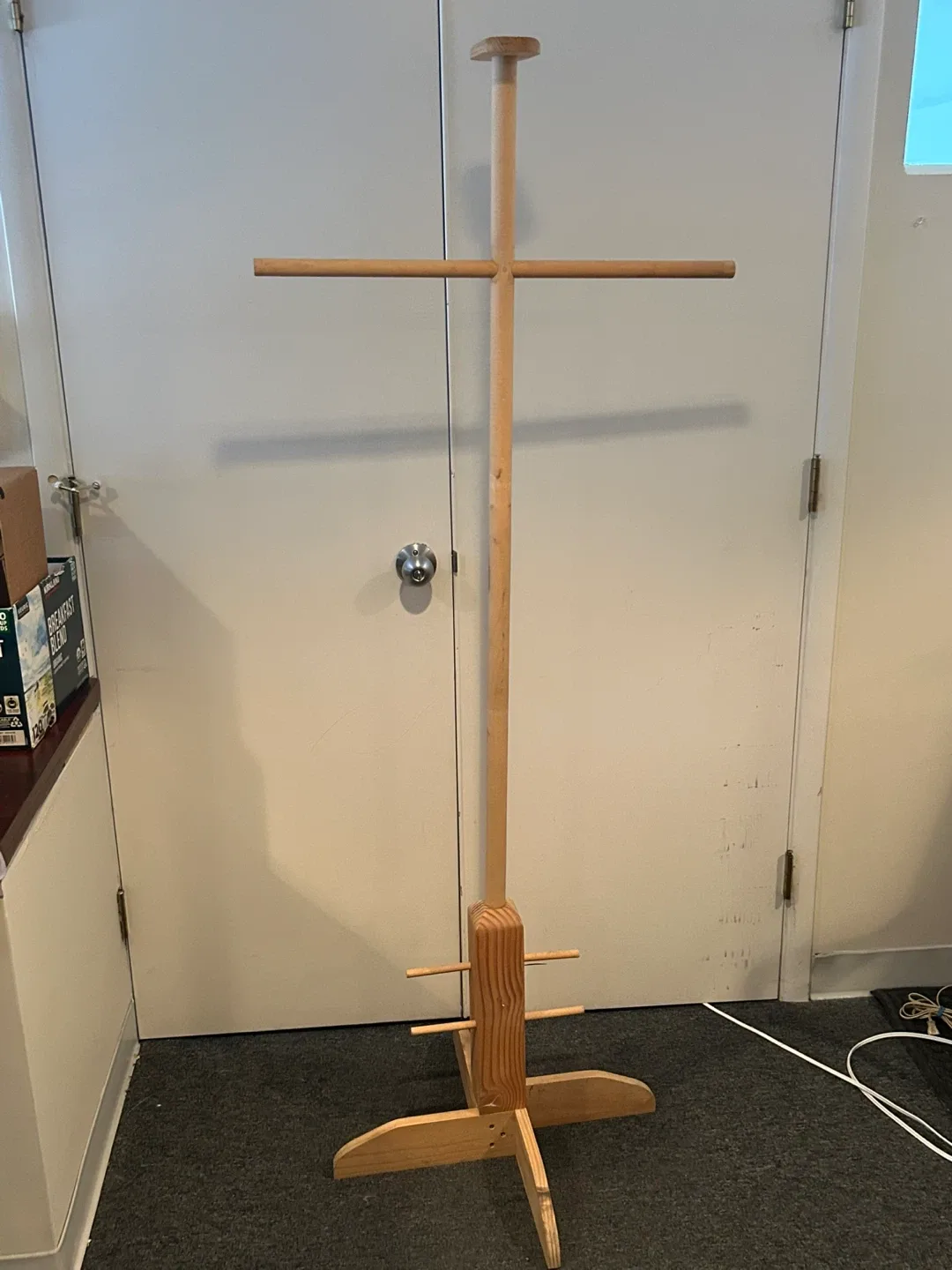 Wooden display   Rack thumbnail