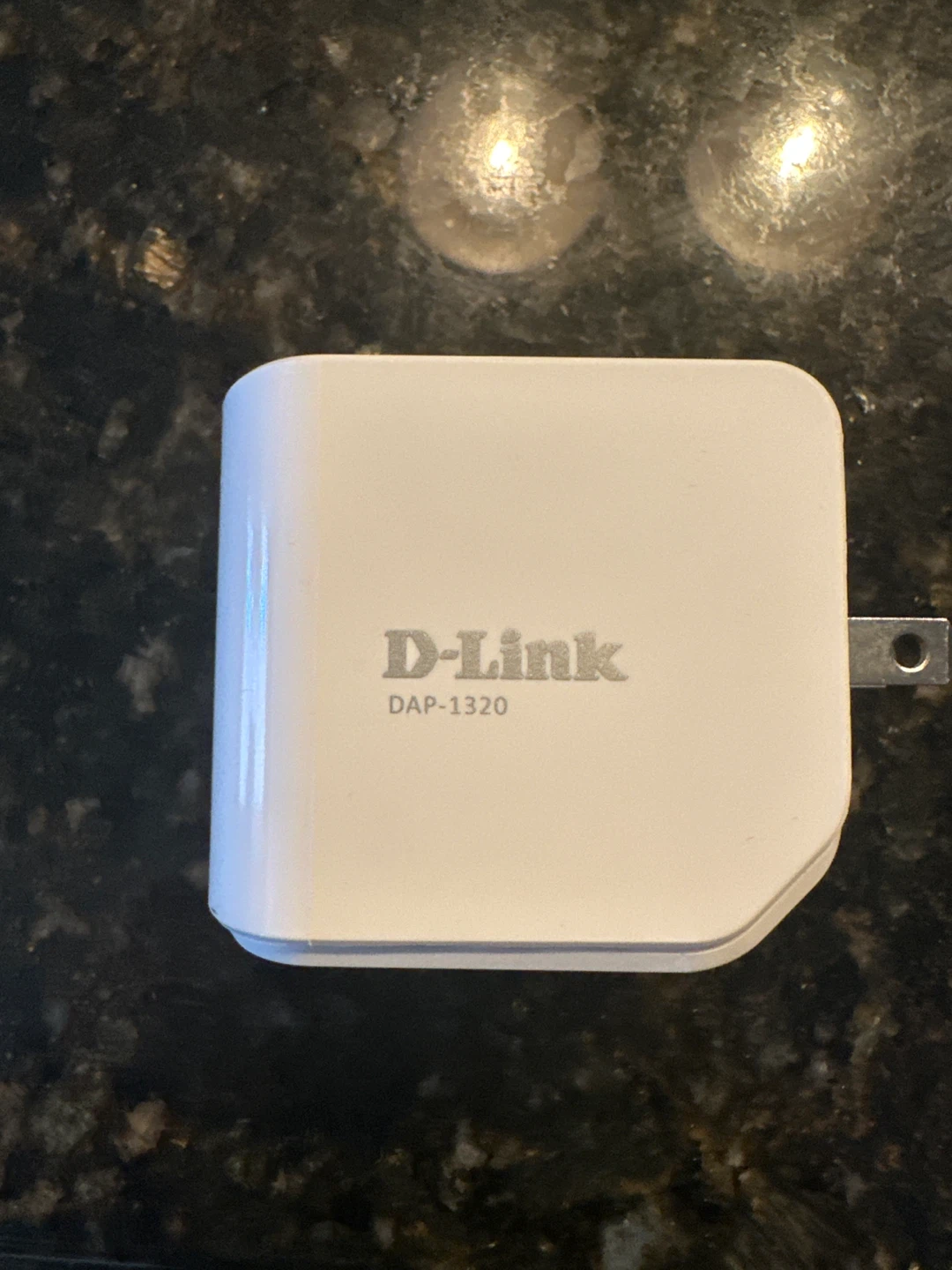 D-Link DAP-1320 WiFi Range Extender - photo 3