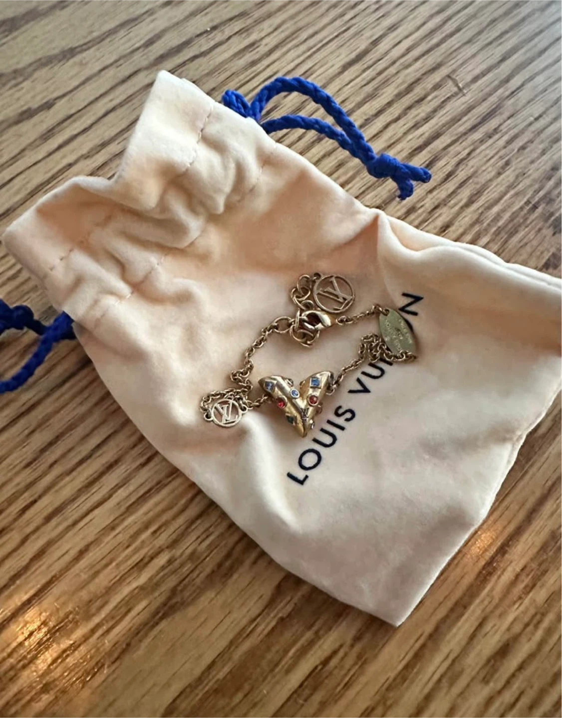 Louis Vuitton Essential V Bracelet