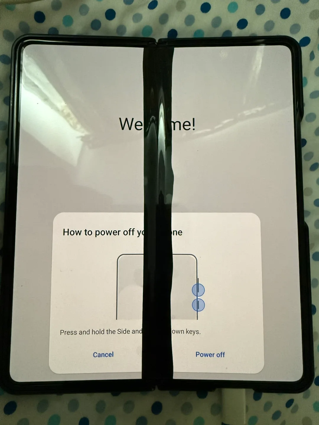 Samsung Galaxy Z Fold4 5G Black image indicator(4)