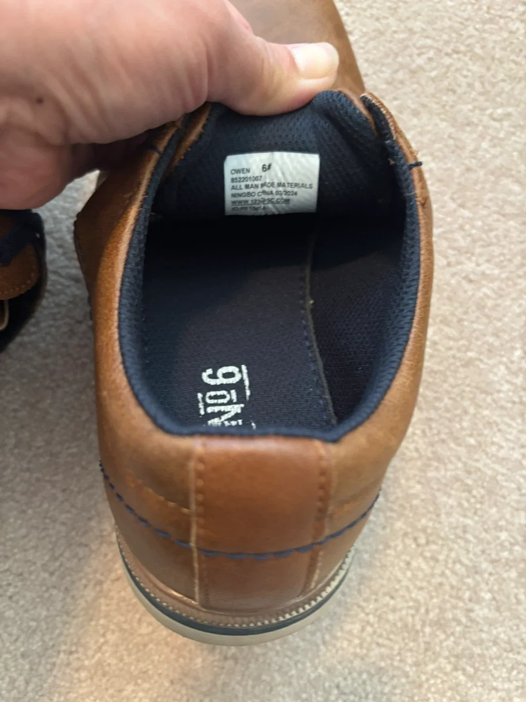 No. 6 Owen Men's Dress Shoes, Size 8.5 image indicator(2)