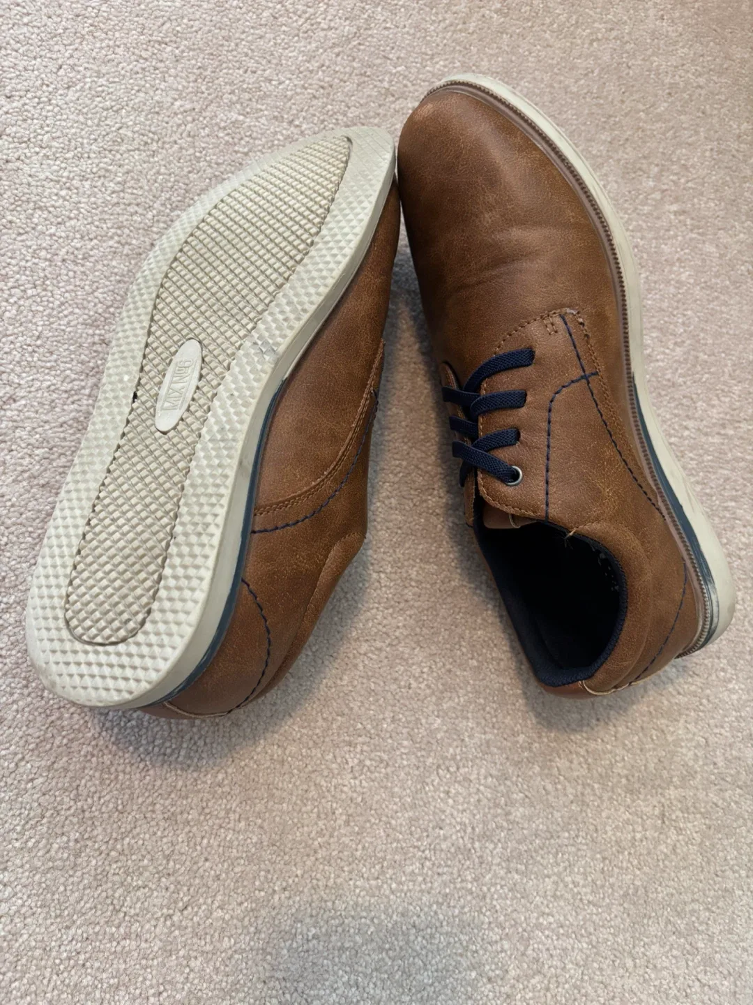 No. 6 Owen Men's Dress Shoes, Size 8.5 image indicator(4)