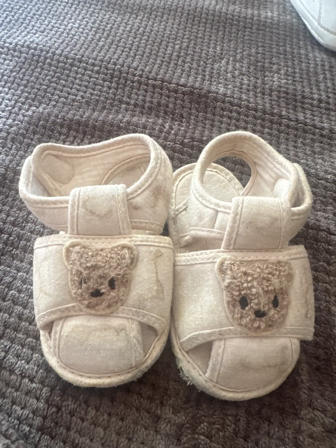 #freecycle Baby Sandals with Teddy Bear Design thumbnail