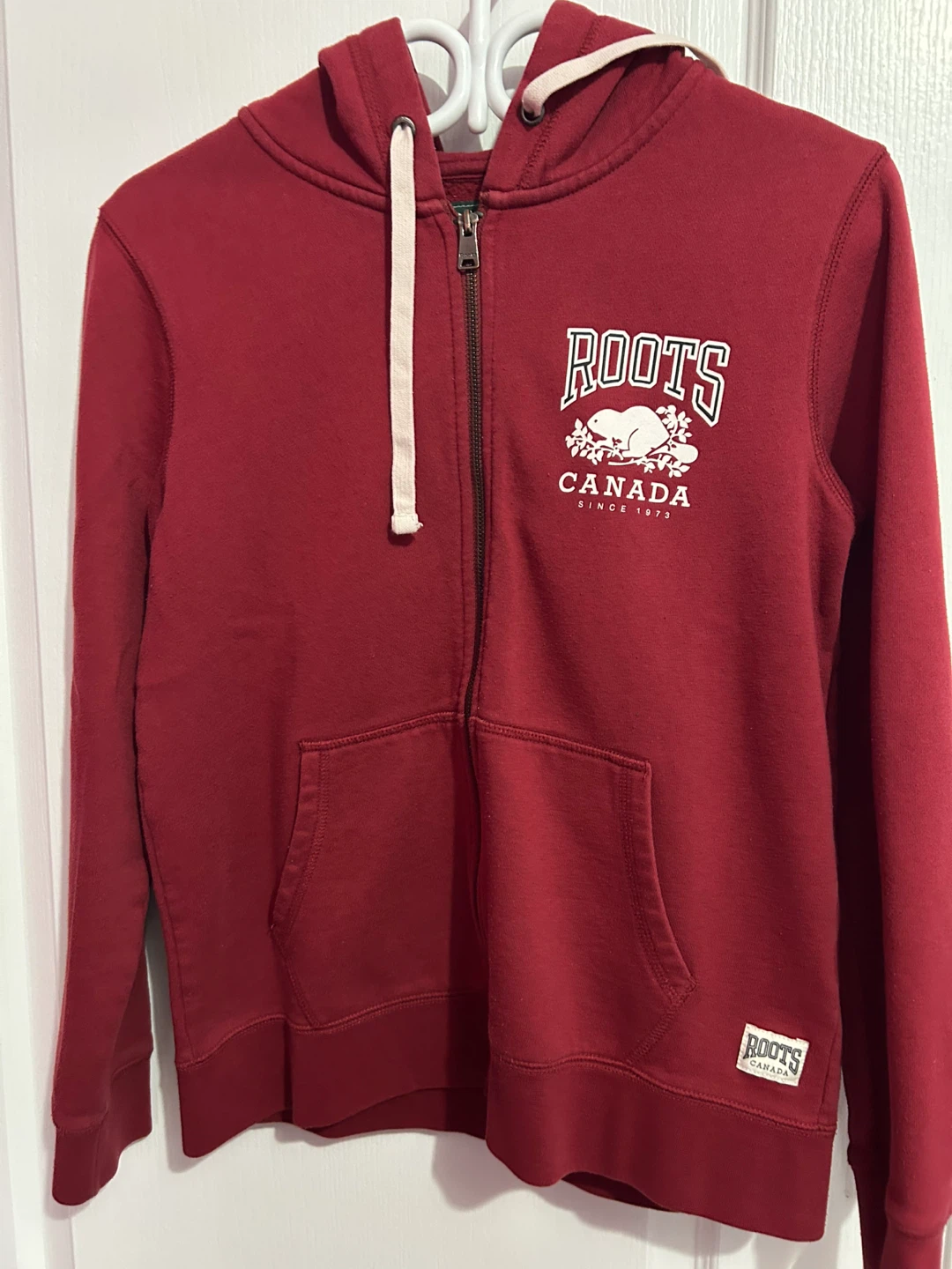 Roots Red Full Zip Hoodie & Navy Sweatpants - photo 3
