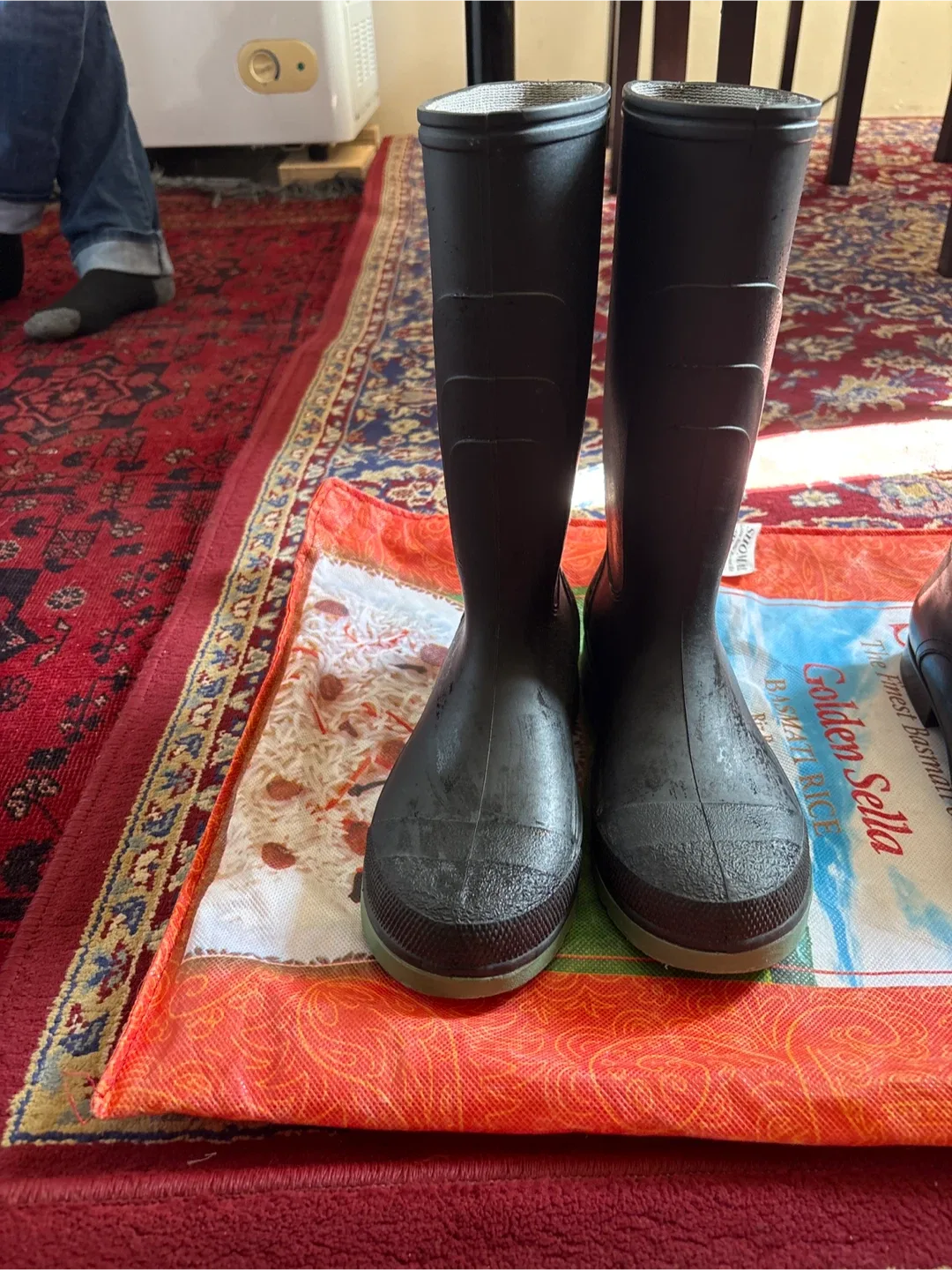 Black Rubber Rain Boots thumbnail