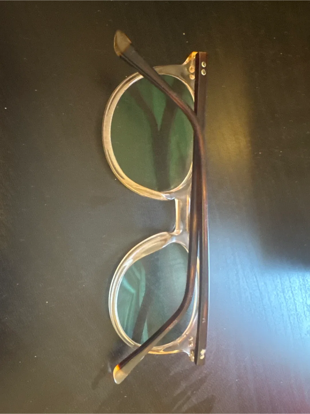 Delite Optics Eyeglasses with Case image indicator(3)