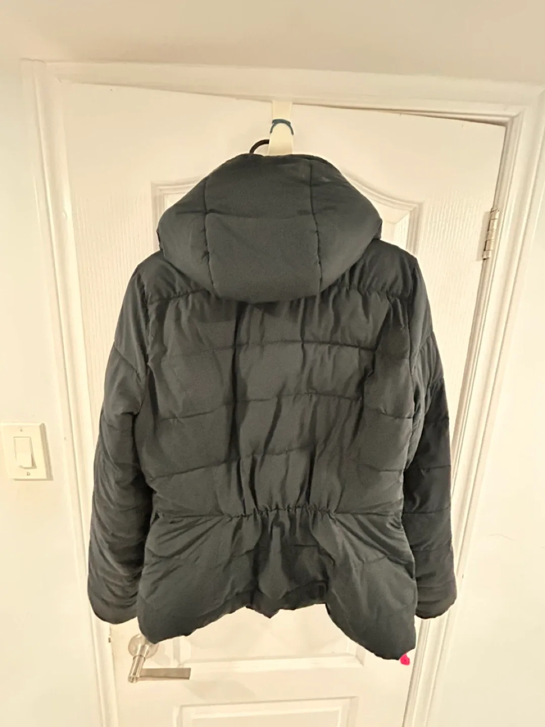 Abercrombie & Fitch Black Puffer Jacket - Size L thumbnail